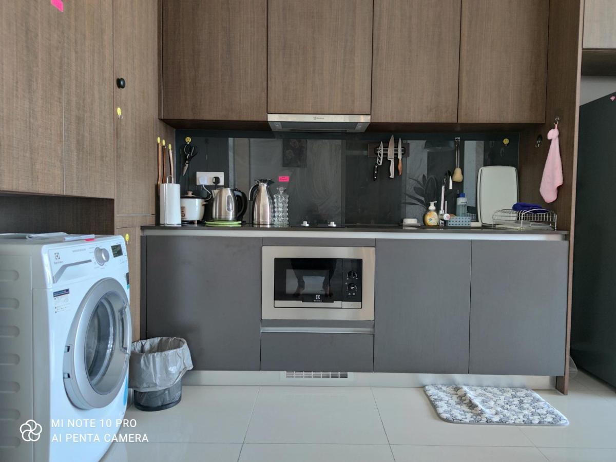 Kumkum Homestay Nusajaya  Dış mekan fotoğraf