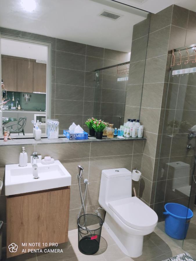 Kumkum Homestay Nusajaya  Dış mekan fotoğraf