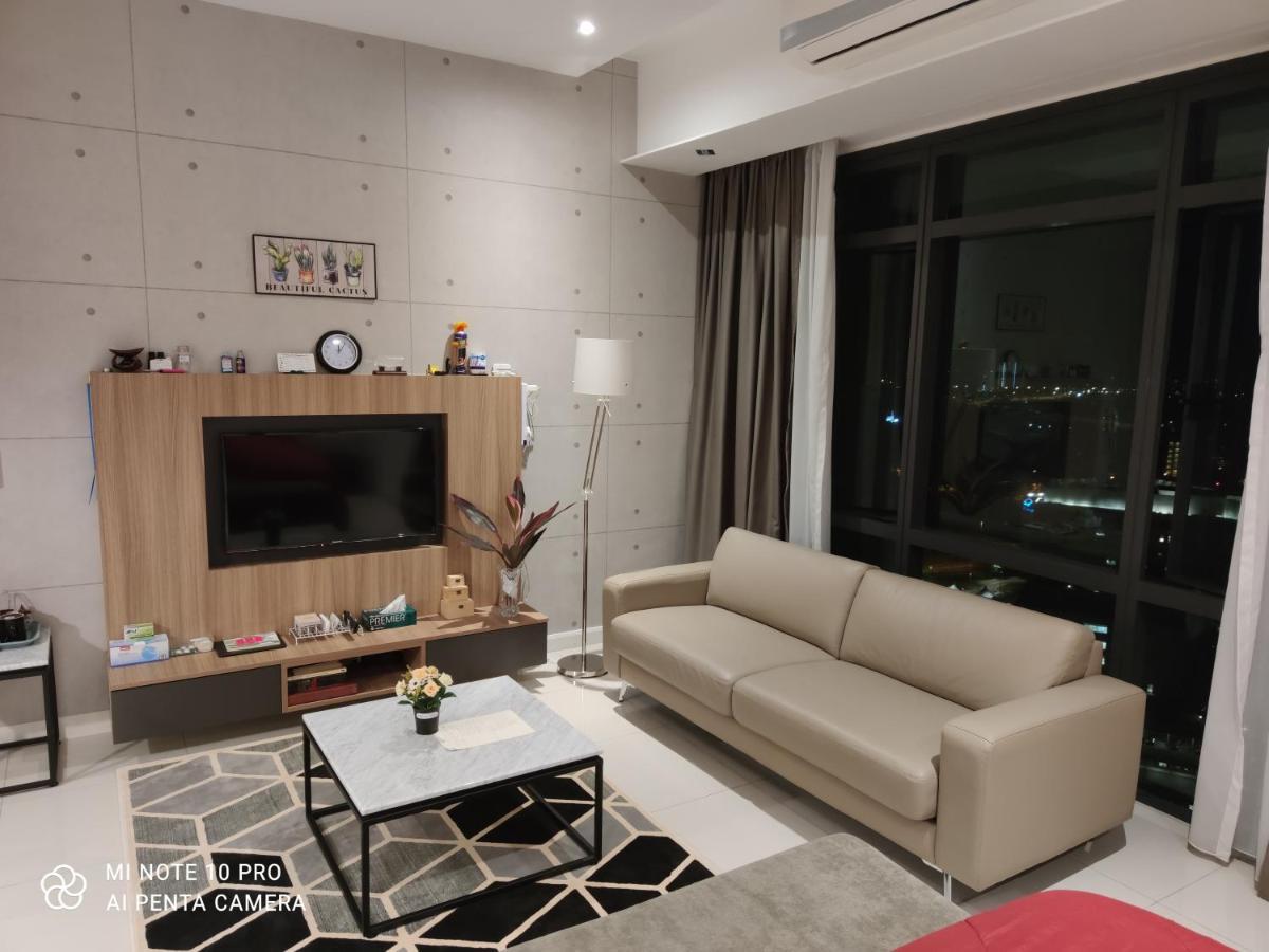 Kumkum Homestay Nusajaya  Dış mekan fotoğraf