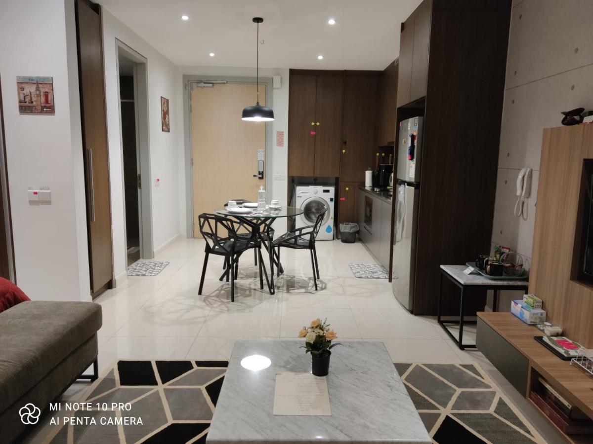 Kumkum Homestay Nusajaya  Dış mekan fotoğraf
