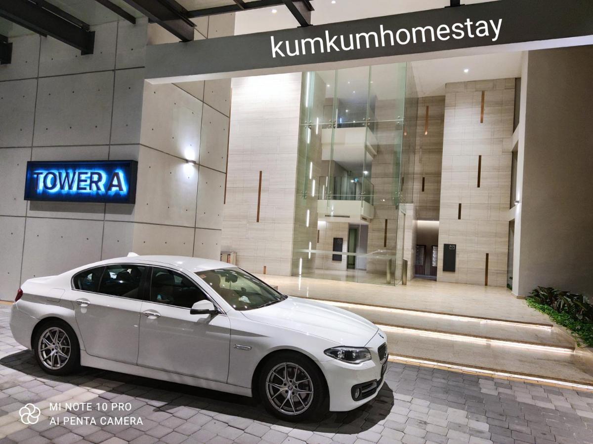 Kumkum Homestay Nusajaya  Dış mekan fotoğraf